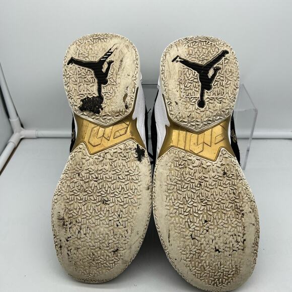 Nike Air Jordan Shoes Youth 6.5 Why Not Zer0.4 Black Gold CQ9430-001 Sneakers - Picture 8 of 10